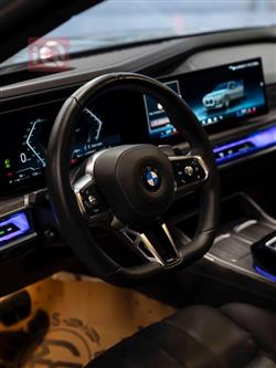 بي ام دبليو الفئة 7